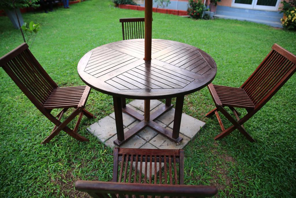 Ared Villa Katunayaka Luaran gambar
